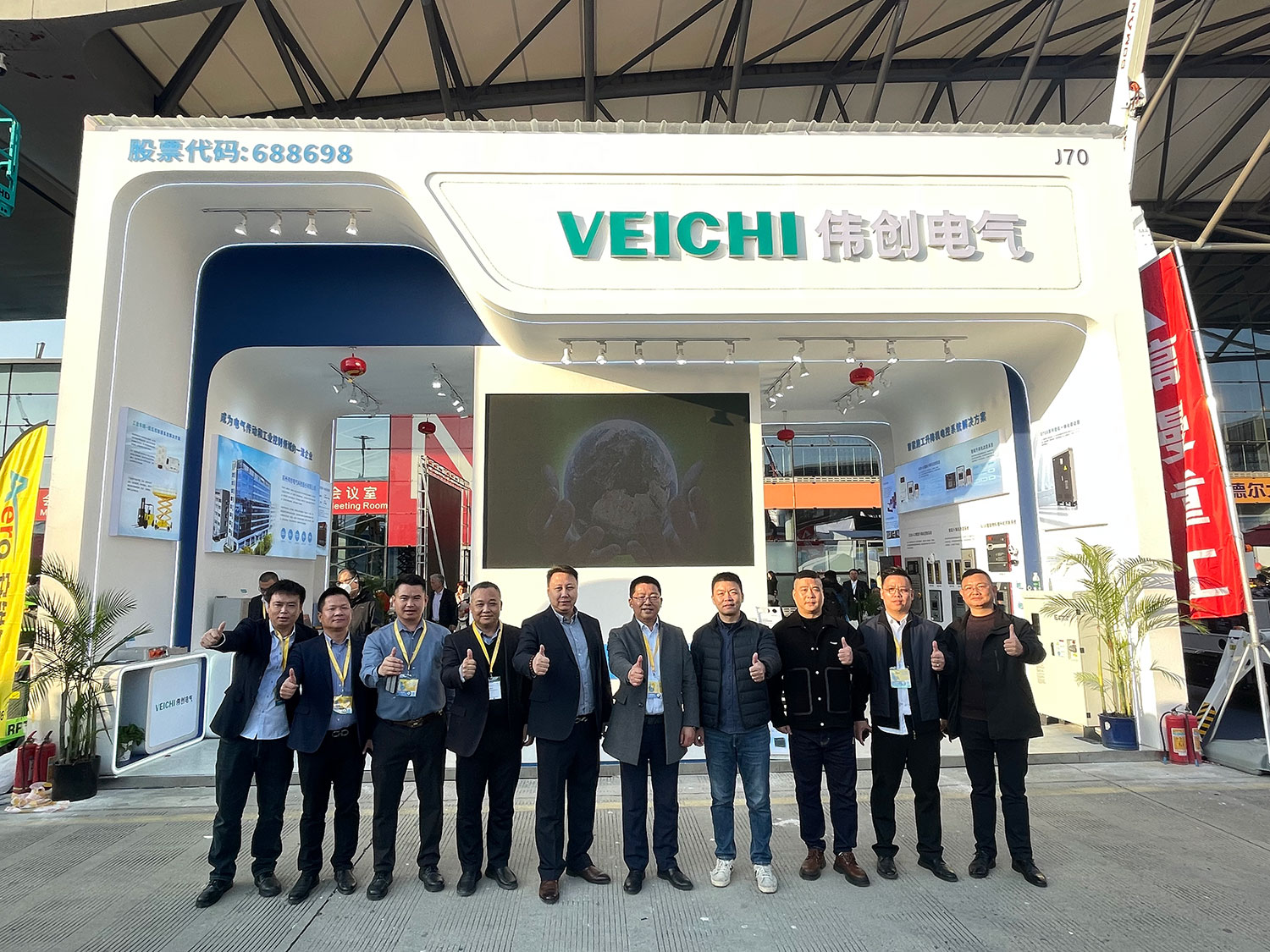 電”啟未來 | 偉創(chuàng)電氣創(chuàng)新型解決方案,綠動(dòng)上海寶馬展